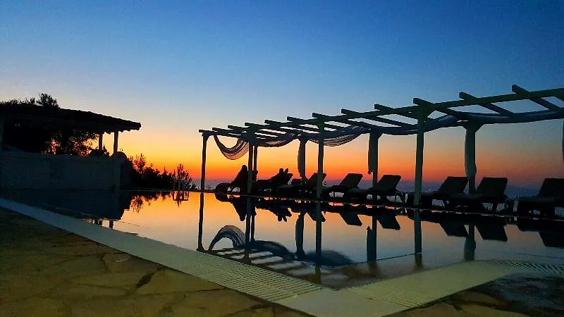 Bungalow White Apartments And Suits Chalkidiki