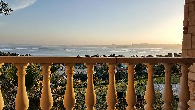 Hotel Bungalow White Apartments And Suits Chalkidiki