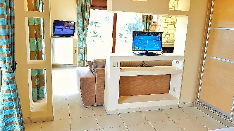 Bungalow White Apartments And Suits Chalkidiki Greece