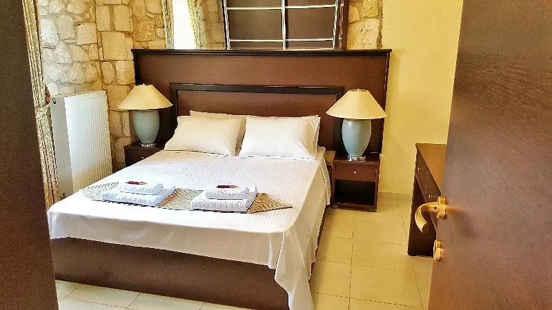 Bungalow White Apartments And Suits Chalkidiki 5*,