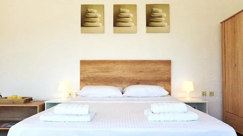 Bungalow White Apartments And Suits Chalkidiki 5*,