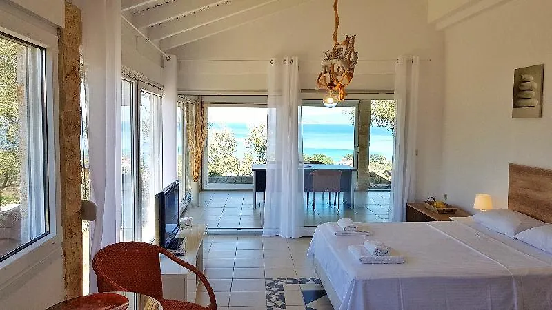 Bungalow White Apartments And Suits Chalkidiki Hotel
