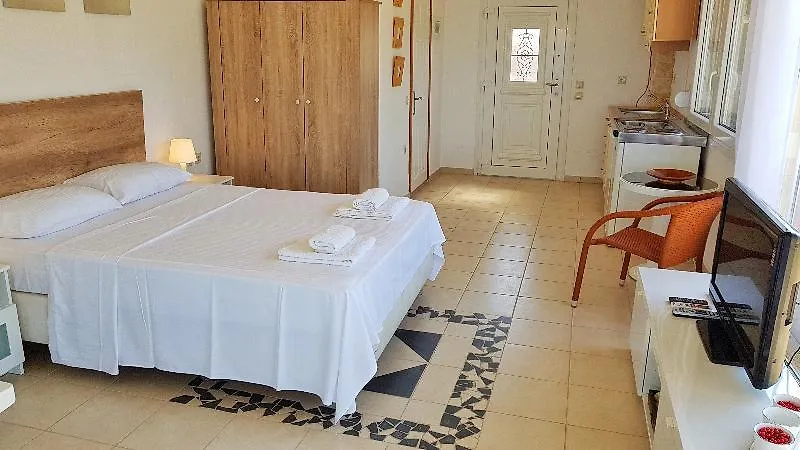 Bungalow White Apartments And Suits Chalkidiki Hotel