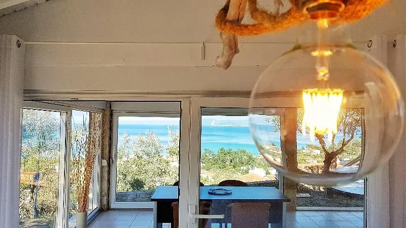 Bungalow White Apartments And Suits Chalkidiki